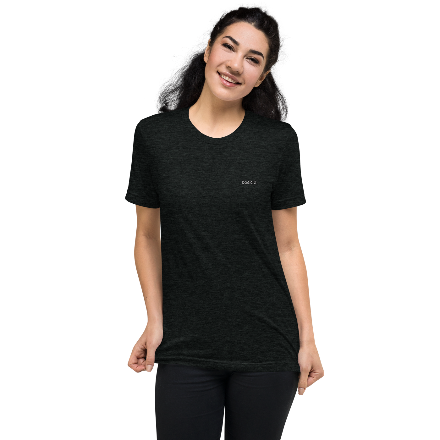 BASIC B ESSENTIALS TEE