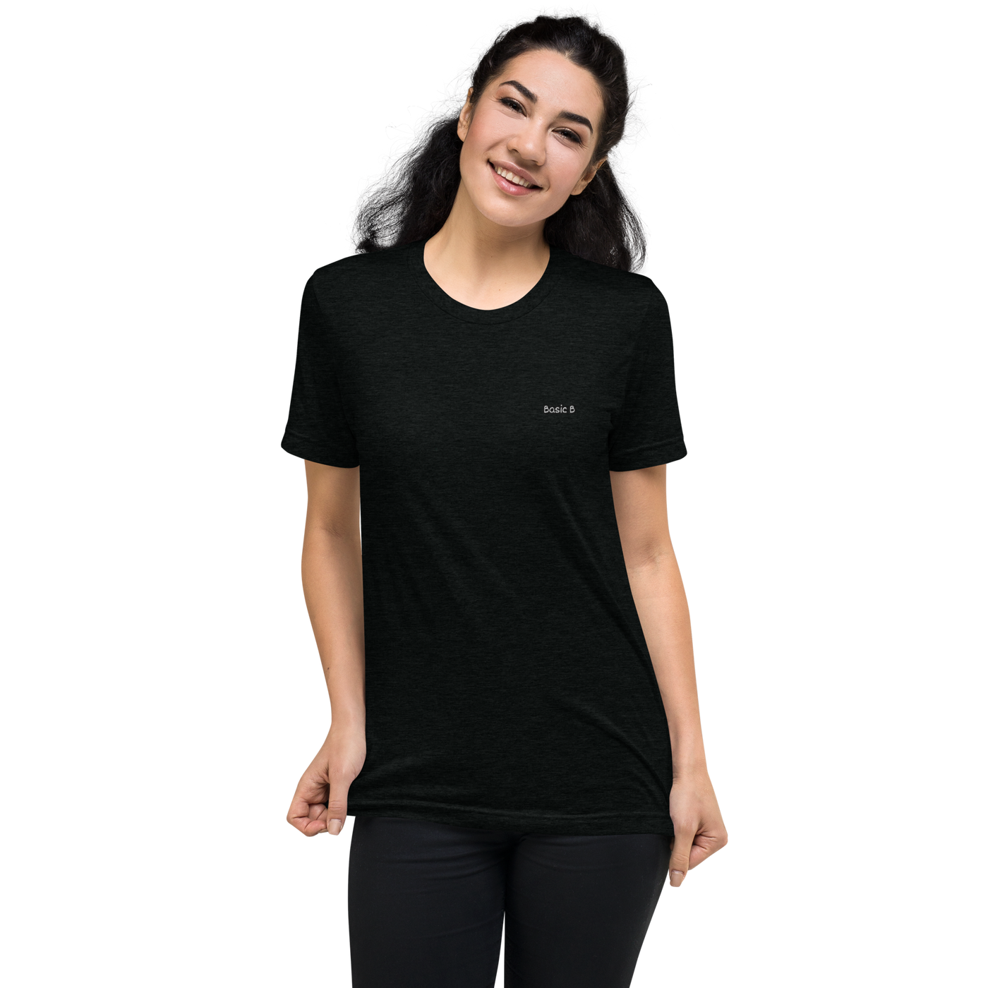BASIC B ESSENTIALS TEE